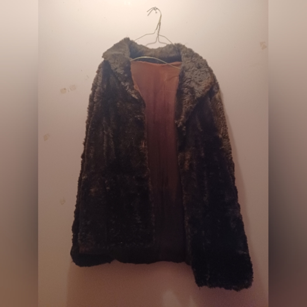 AUTHENTIC VINTAGE FUR COAT